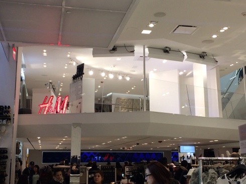H&M tech store, Times Square